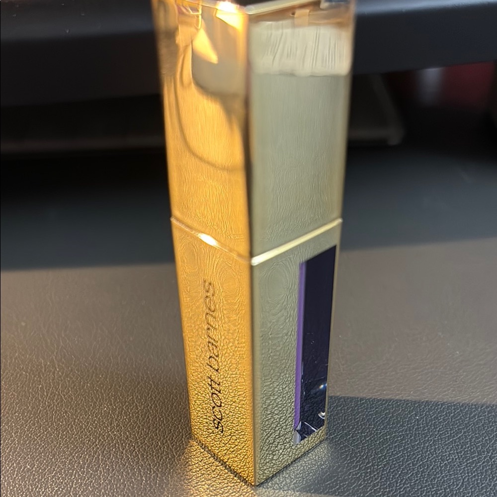 Scott Barnes Liquid Lipstick in Shanghai NEW